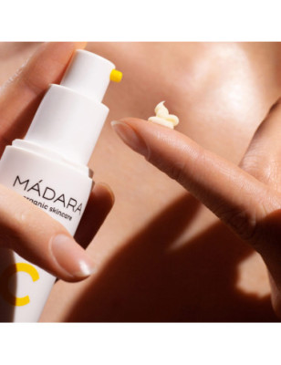 VITAMIN C Crème Régénérante Illuminatrice – Éclat et hydratation intense