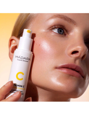 VITAMIN C Crème Régénérante Illuminatrice – Éclat et hydratation intense
