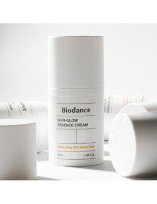 Crème-essence hydratante - Éclat et Hydratation Profonde