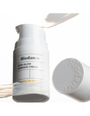 Crème-essence hydratante - Éclat et Hydratation Profonde