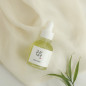 Sérum Apaisant Calming Serum : Thé Vert + Panthénol Sérum Apaisant Calming Serum : Thé Vert + Panthénol