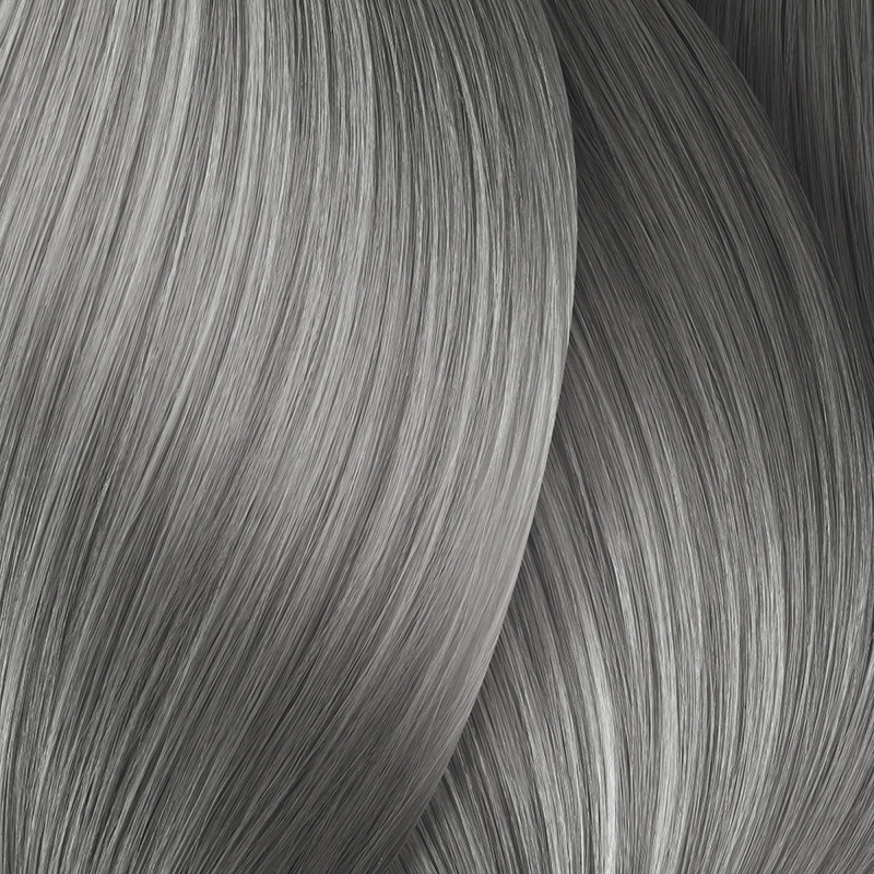 Coloration crème de beauté Majirel Blond Clair Cendré 8.1 Coloration crème de beauté Majirel Blond Clair Cendré 8.1
